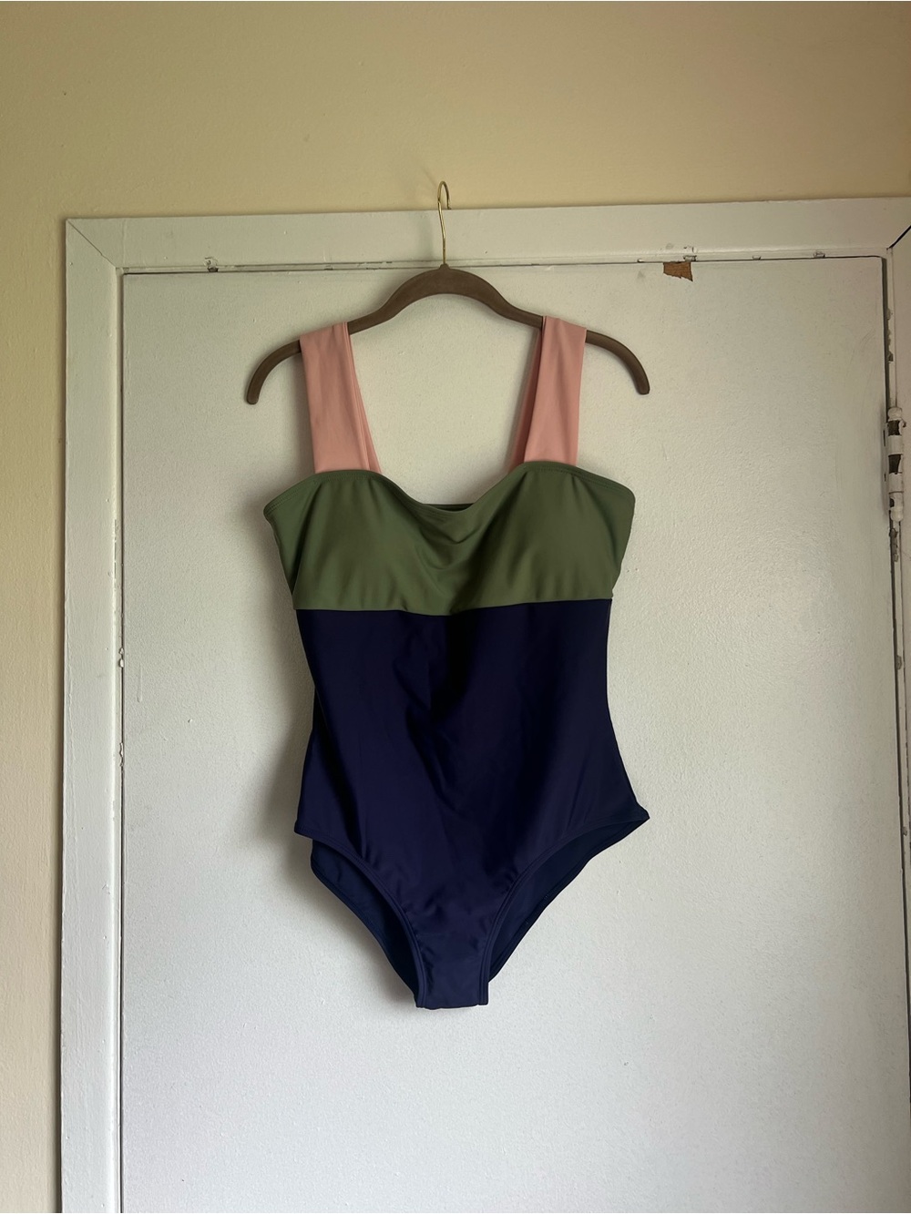 Women's Colorblock One-Piece Swimsuit Navy Green Pink Wide Straps Size Large